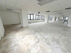 Og Albert Complex (D7), Office #568043091